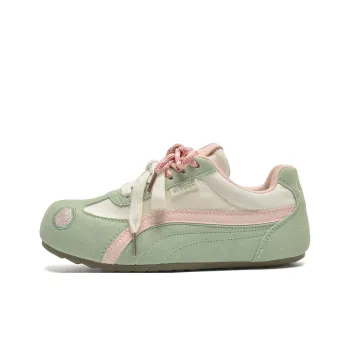 Teddy Bear Collection Slip Resistant, Balance, Lightweight Low Top Casual Shoes Women's