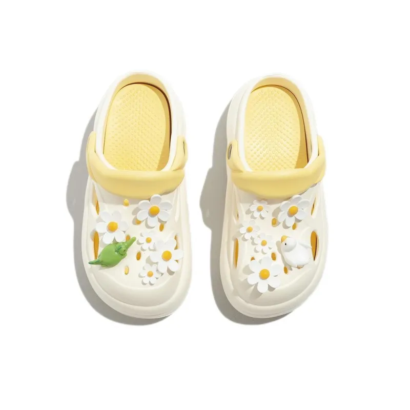 KATHRYN WILSON Clogs Women's Yellow-4