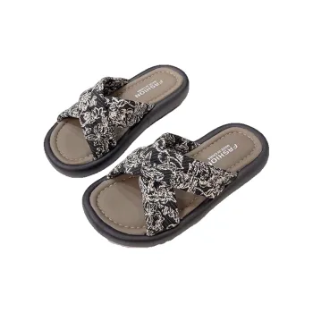 Avonlee Slippers / Home Slippers