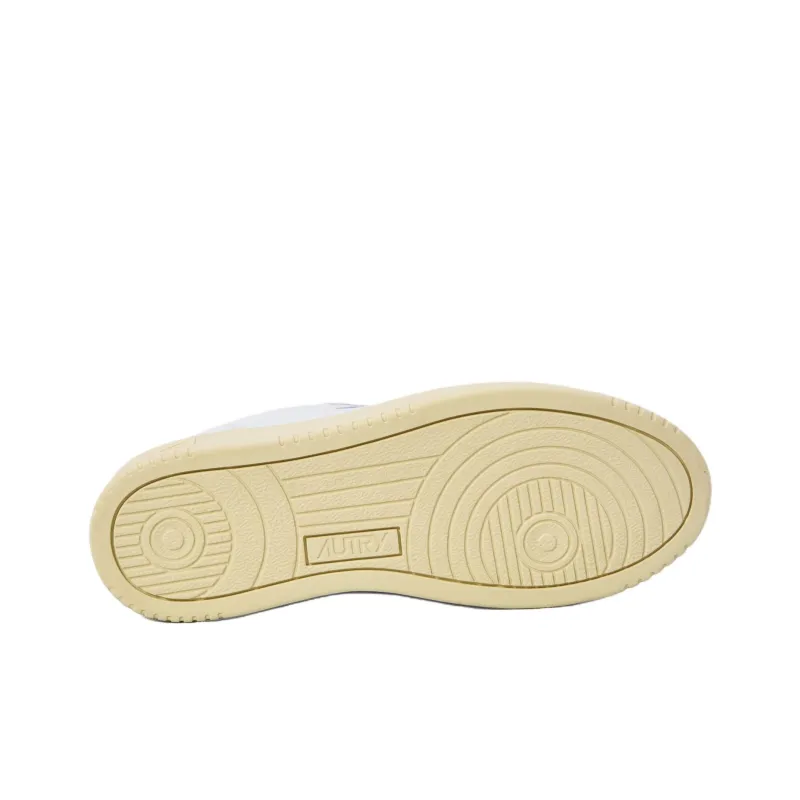 AUTRY Medalist Low Top Skateboard Shoes Men's White-3