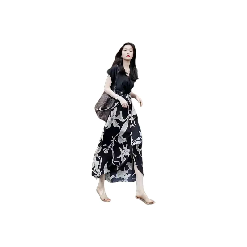 Flowers In Water Short Sleeved Dress Women's-0