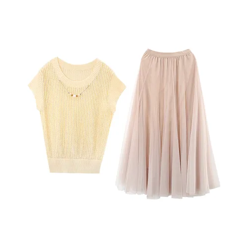 A Paradise For Awakening Skirt Set Women's