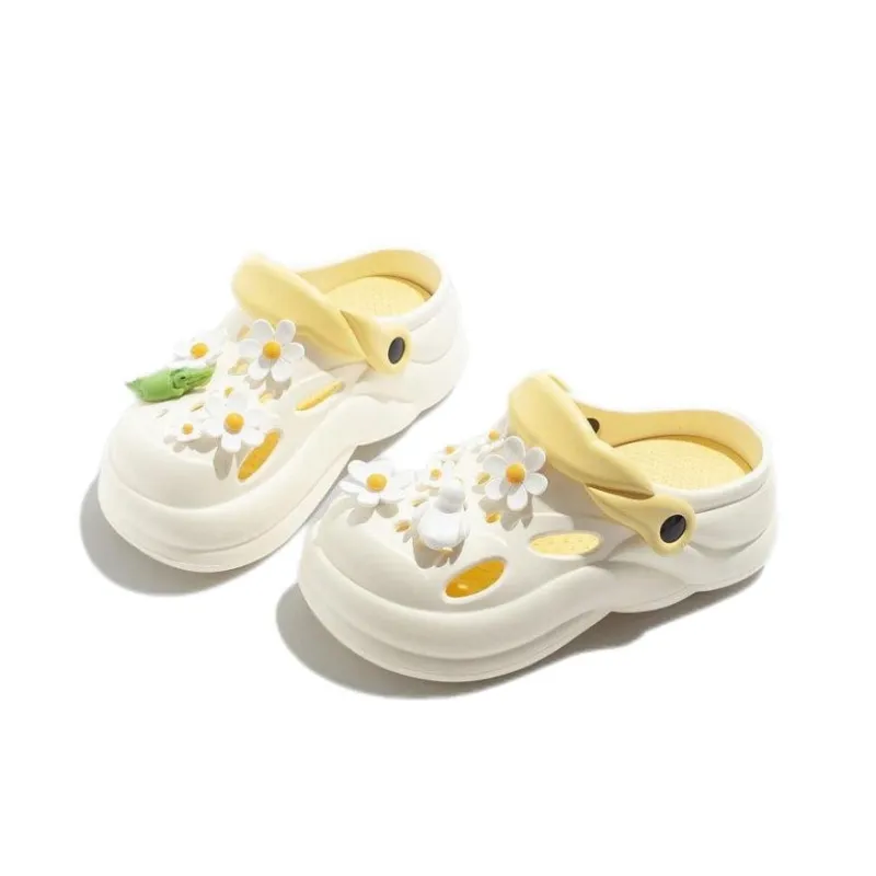 KATHRYN WILSON Clogs Women's Yellow-1