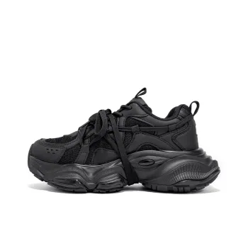 Kappa Back to Back Abrasion Resistant Slip Resistant Low Top Chunky Sneakers Women's Black