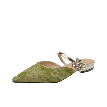 WUJI Embroidery Abrasion Resistant Slip Resistant Closed Toe Slippers Women's