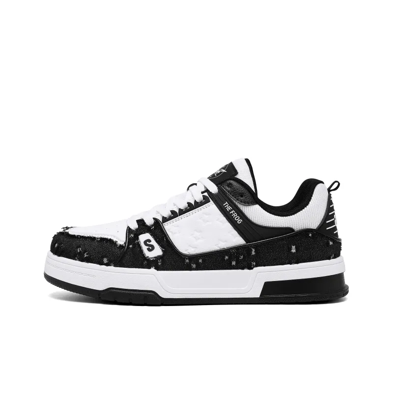 Pepe The Frog Low Top Skateboard Shoes Men's-0