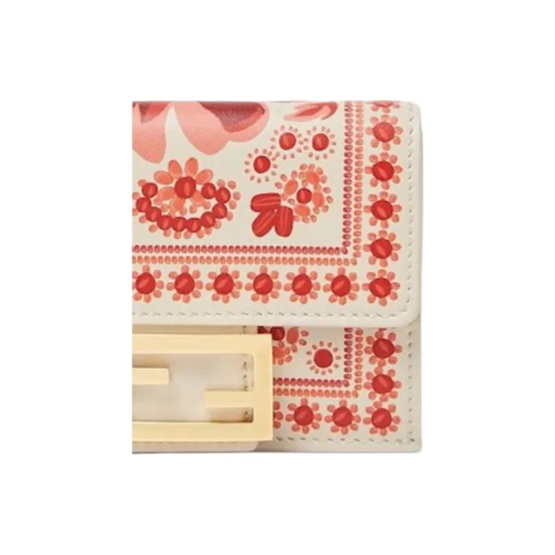 FENDI Baguette Calfskin Wallet Women's Beige & Red-4