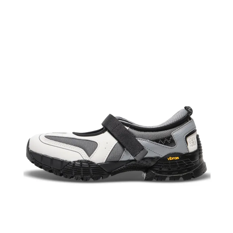 KOLON SPORT Low Top Shoes Women's-4
