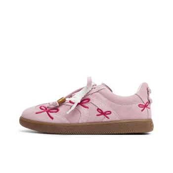 Staccato Butterfly Musical Note Low Top Skateboard Shoes Women's Vibrant Pink