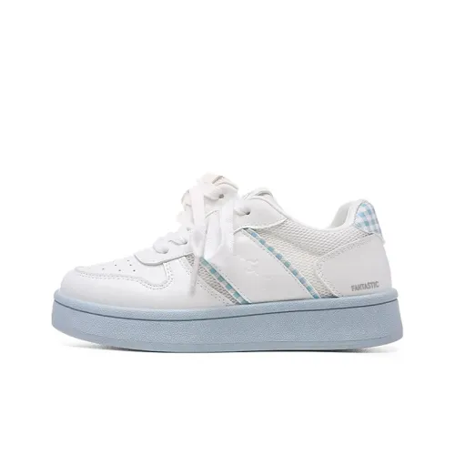 FANTASTIC XBOX Coverage Slip Resistant Lightweight Breathable Low Top Skateboard Shoes Women's