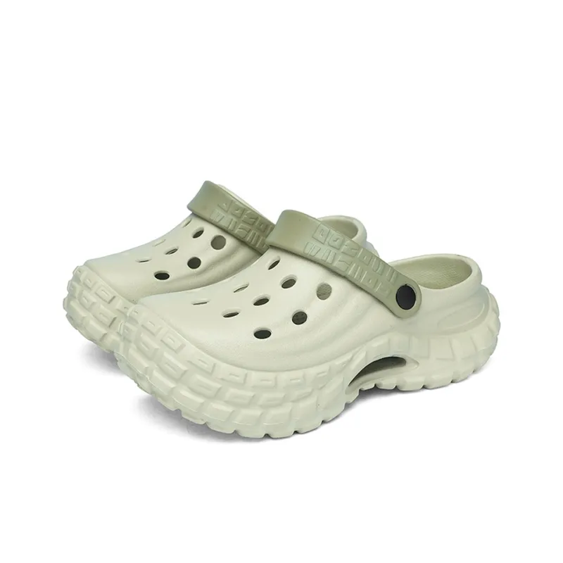 FCMM Bubbles Cloud Collection Clogs Unisex-18