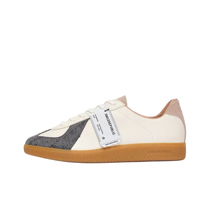 SMILEREPUBLIC FOUETTE Cushioning And Abrasion Resistant Coverage Low Top Skateboard Shoes Women's White-0