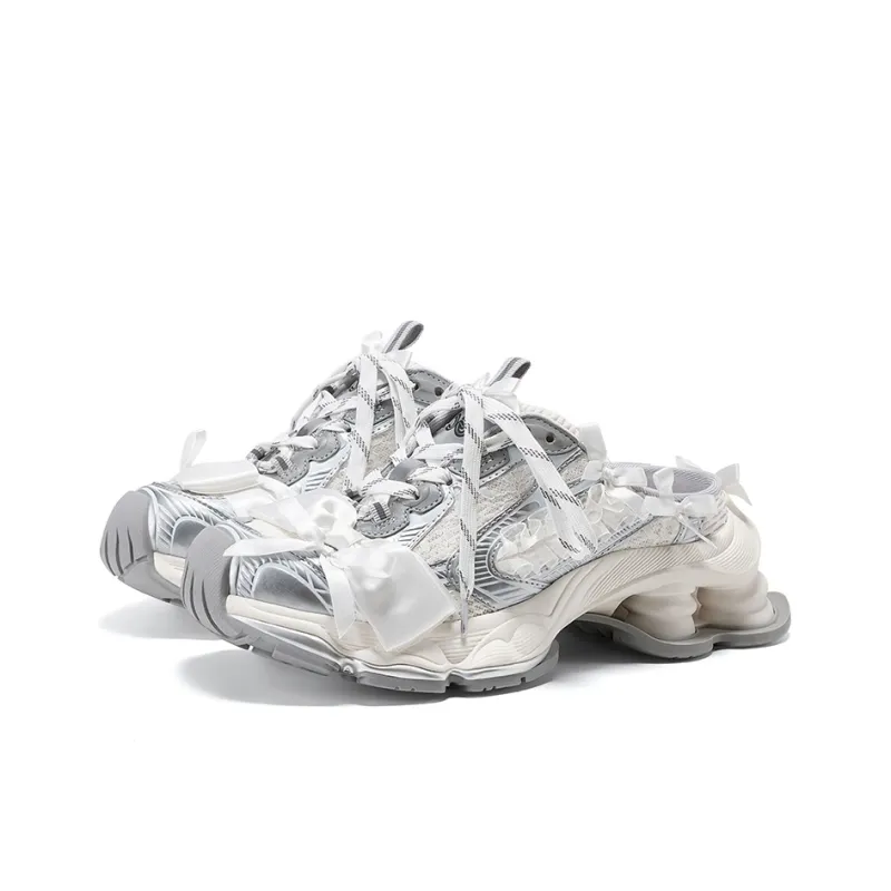 GG CC Abrasion Resistant Slip Resistant Closed Toe Slippers Women's Silver-1