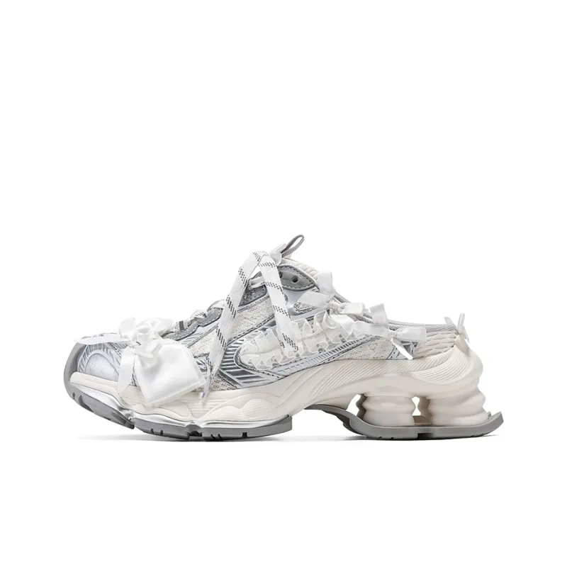 GG CC Abrasion Resistant Slip Resistant Closed Toe Slippers Women's Silver-0