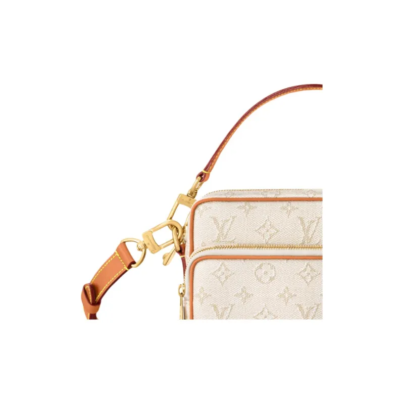 LOUIS VUITTON Nil-6