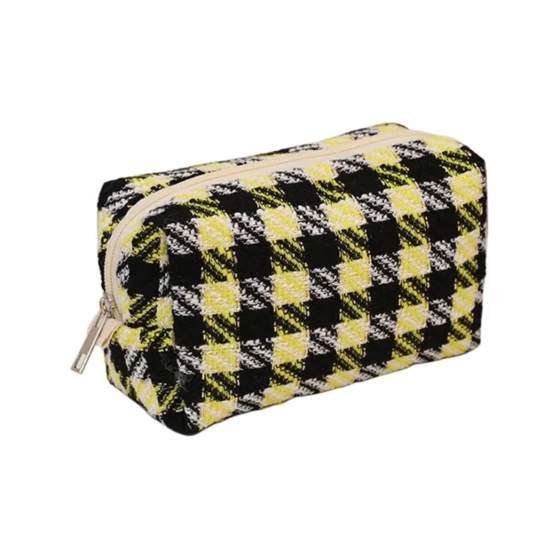 ZHIYIN Refreshing Plaid Skincare Product Storage Bag Large Capacity Portable Make up Tools-1