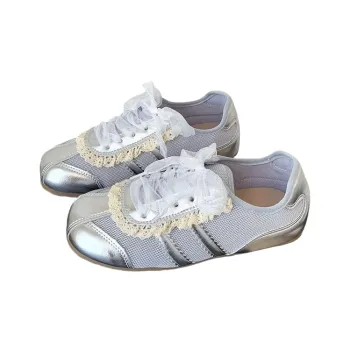 WJA Cushioning Abrasion Resistant Lightweight Slip Resistant Low Top Skateboard Shoes Women's