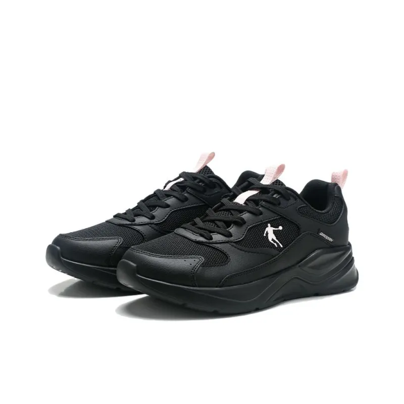 QIAODAN Abrasion Resistant Breathable Cushioning Low Top Casual Shoes Women's Black-2