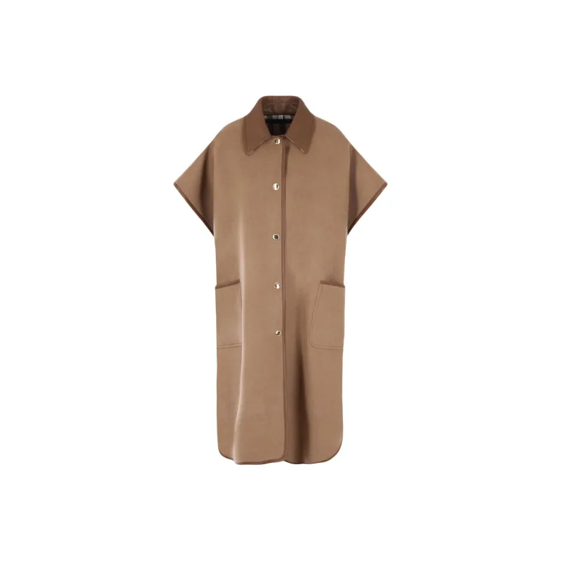 Burberry Press stud Cape-0