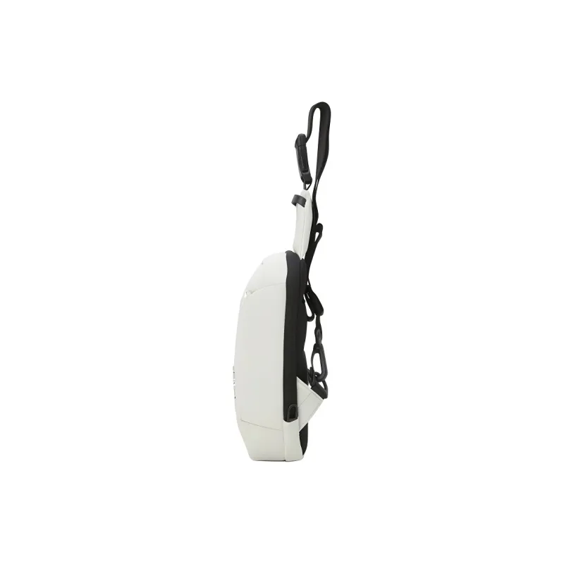DESCENTE Nylon Sling Bag Trumpets Unisex White-2