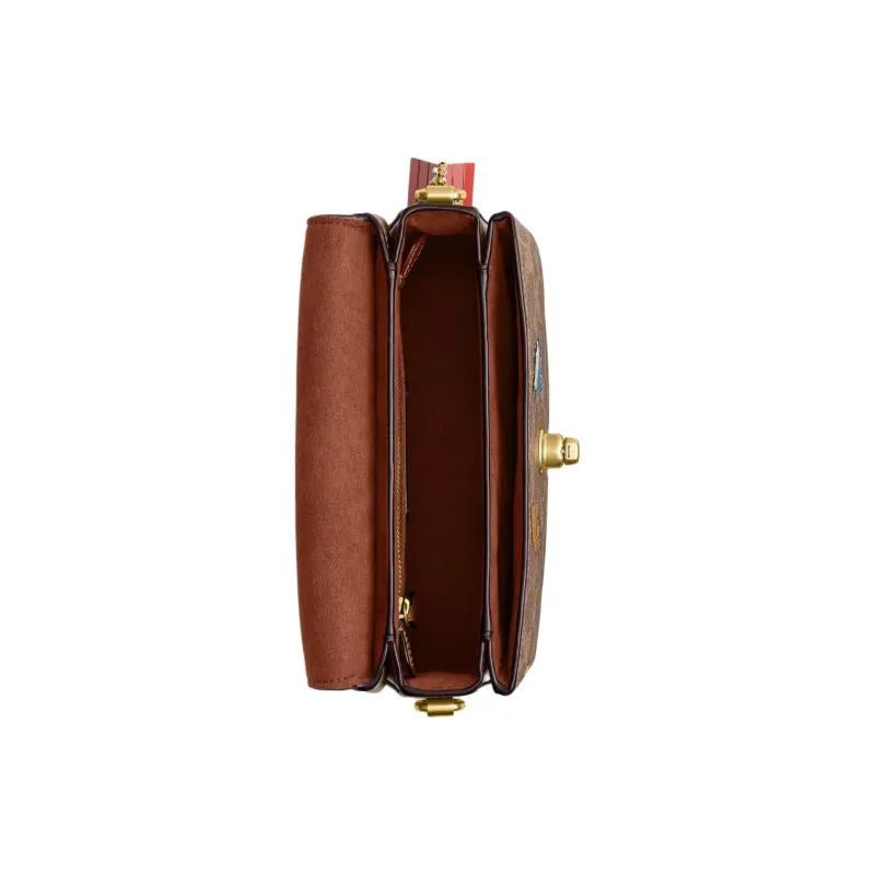 Peanuts X COACH Cassie Handbags-2