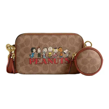 COACH PEANUTS Snoopy, Collaboration Signature Leather Clutch Crossbody Bag Trumpets Women's Brown