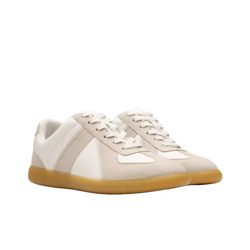 Clarks Nykole Step Low Top Skateboard Shoes Women's Light Taupe-1