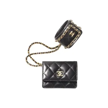 CHANEL Sheepskin And Gold Metal Card Holder Women's Black