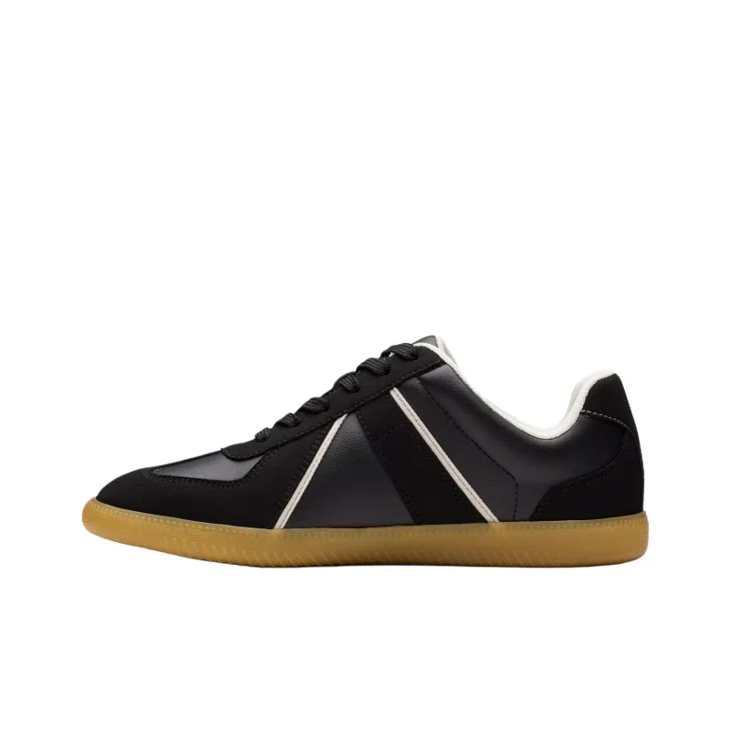 Clarks Nykole Step Low Top Skateboard Shoes Women's Black-1