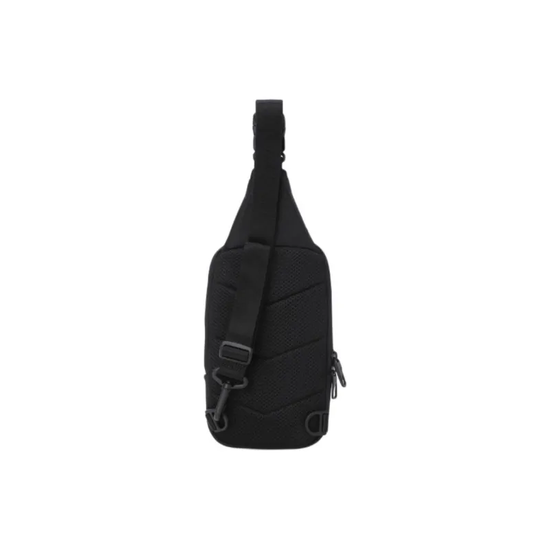 DESCENTE Nylon Sling Bag Unisex Black-3