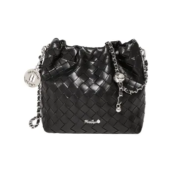 Narandu Crossbody Bags
