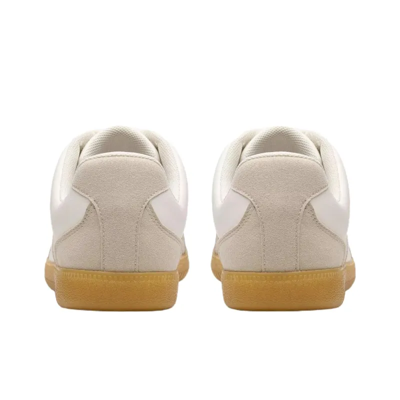 Clarks Nykole Step Low Top Skateboard Shoes Women's Light Taupe-3