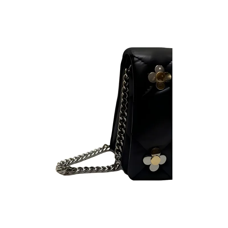TORY BURCH Kira Multi Clover Diamond Quilt Chain Wallet Black-4
