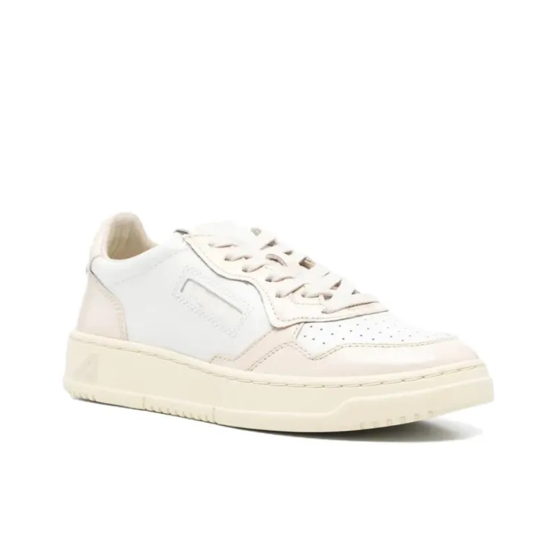 AUTRY Medalist Low Top Skateboard Shoes Women's White-1