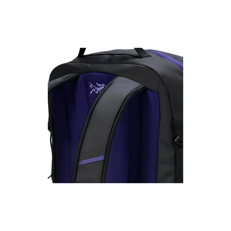Arcteryx Mantis 26L Outdoor Bags Polyester Black & Purple Unisex-4