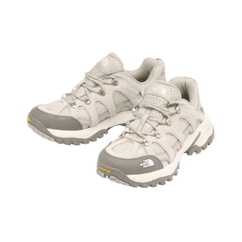 THE NORTH FACE Low Top Outdoor Shoes Unisex Beige-1