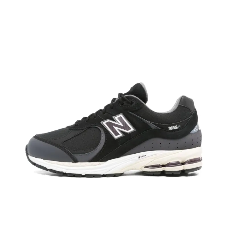 New Balance NB 2002R Abrasion Resistant Low Top Casual Shoes Unisex Black-0