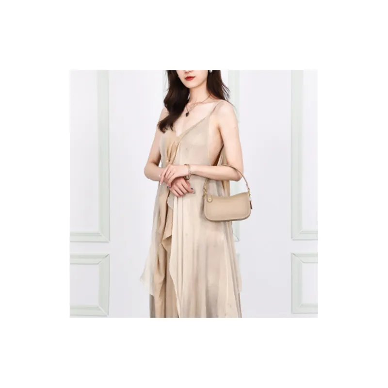 COACH Swinger Leather Shoulder Bag Handbag Crossbody Bag Shoulder Bag Women's Oat-3