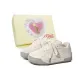 Beige[Heart Tulip Box]
