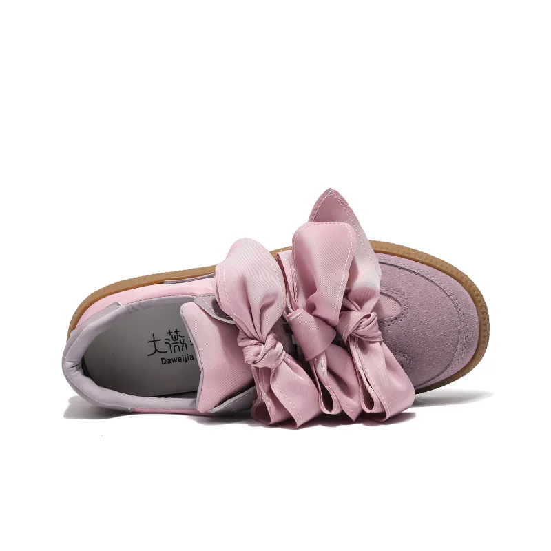 Dawei's House Low Top Skateboard Shoes Women's-18