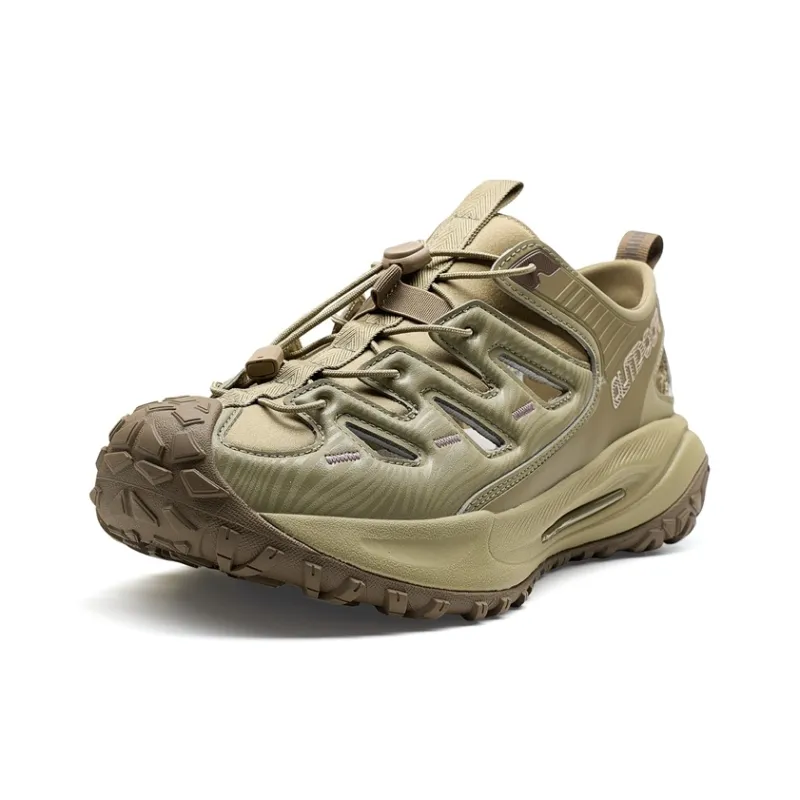XTEP Slip Resistant Quick Dry River Trekking Shoes Men's Green-1