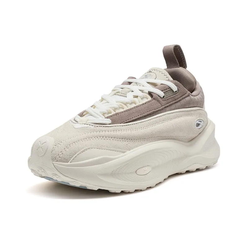 XTEP Star Meteorite Anti Slip Wear Resistant Low Top Casual Shoes Women's Beige Brown-2
