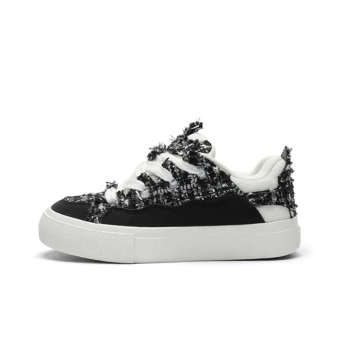 FOREVER 21 Low Top Skateboard Shoes Unisex-0