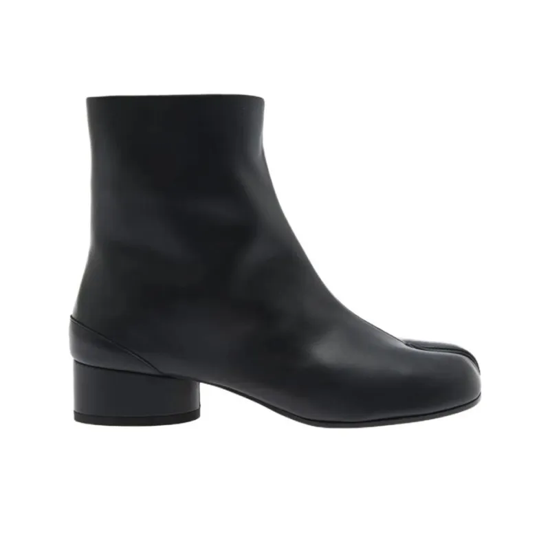 Maison Margiela Tabi H30 Ankle Boots Women's Black-1