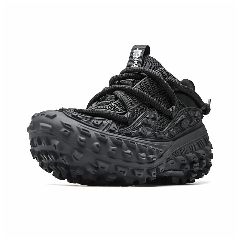 BLVCK PARIS Dark Night Series Chunky Sneakers Unisex Low Top Black/Beige-1
