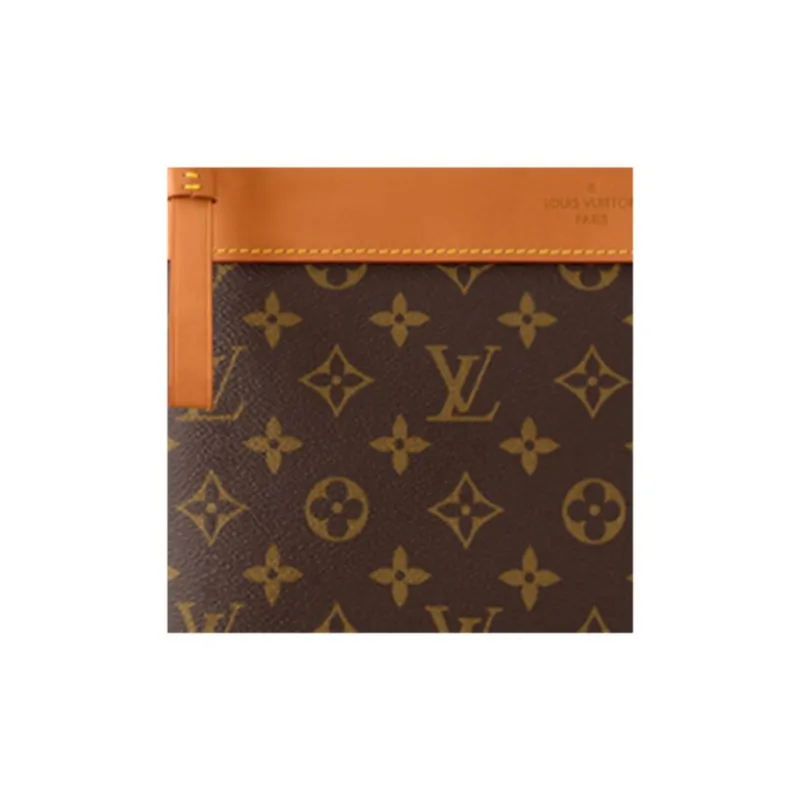 LOUIS VUITTON Pochette Voyage Souple-4