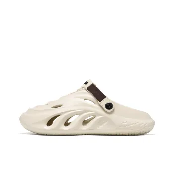 Budding Bear Clogs Unisex