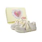 Beige Yellow[Heart Tulip Box]