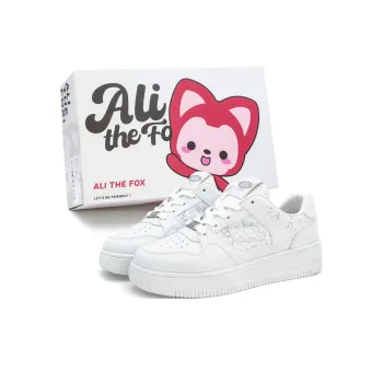 ALI THE FOX Low Top Skateboard Shoes Unisex White