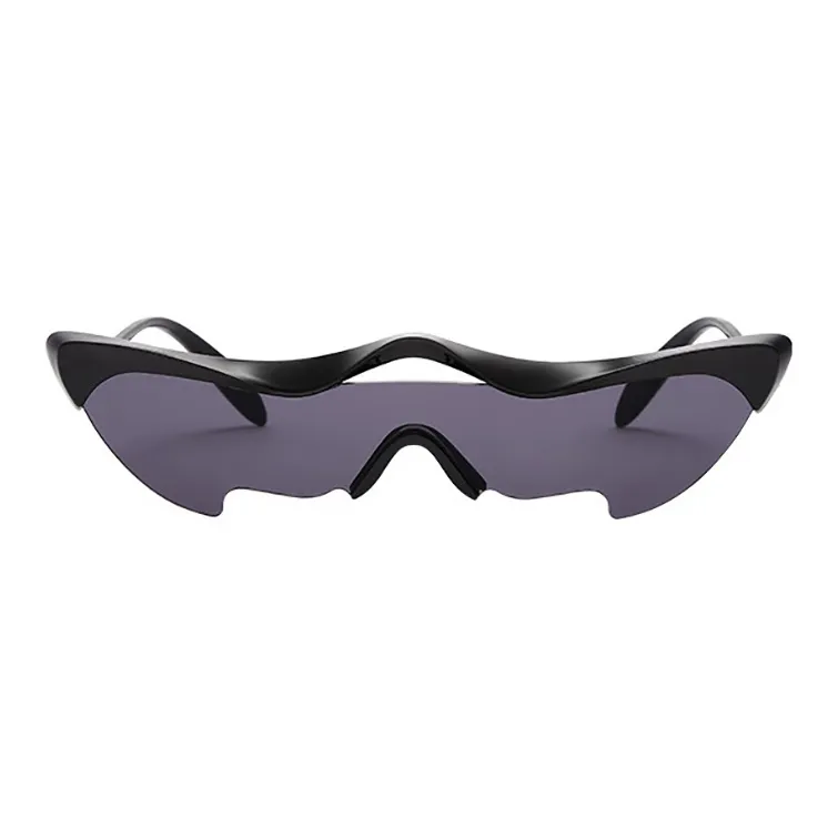 THE OWNER Plate Frame Butterfly Sunglasses Unisex-1